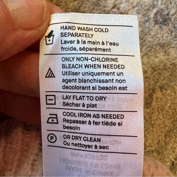 VINCE- Lattice Cable Knit Wool & Alpaca Sweater: Mauve Orchid-Size Medium. NWT - Picture 13 of 14